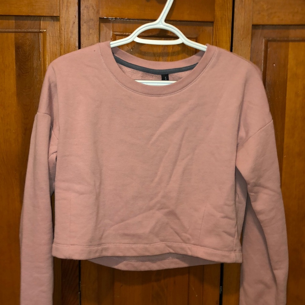 pink open back cropped crewneck